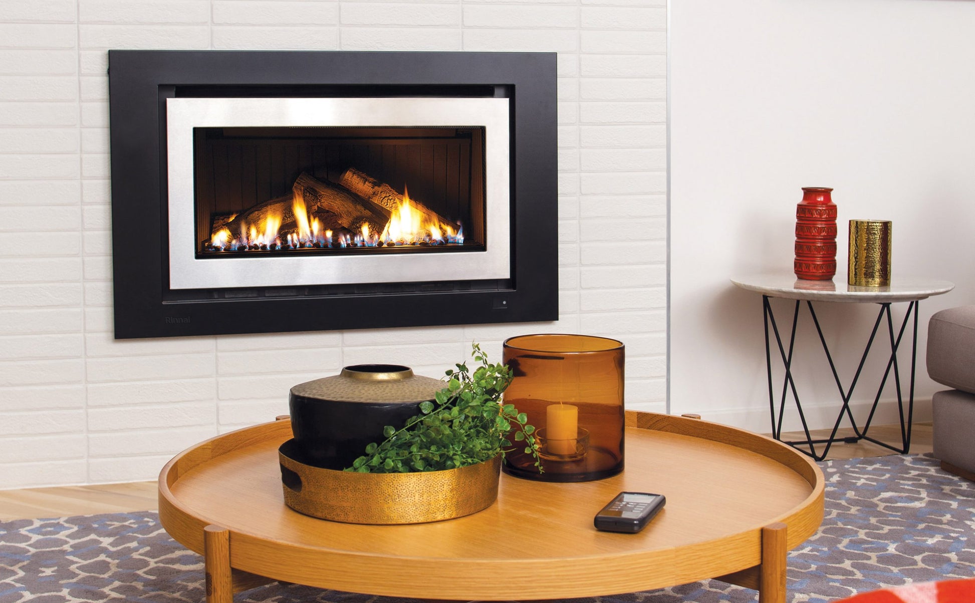 Living Flame Lifestyle Heater Gas Rinnai 950 Gas Log Fireplace