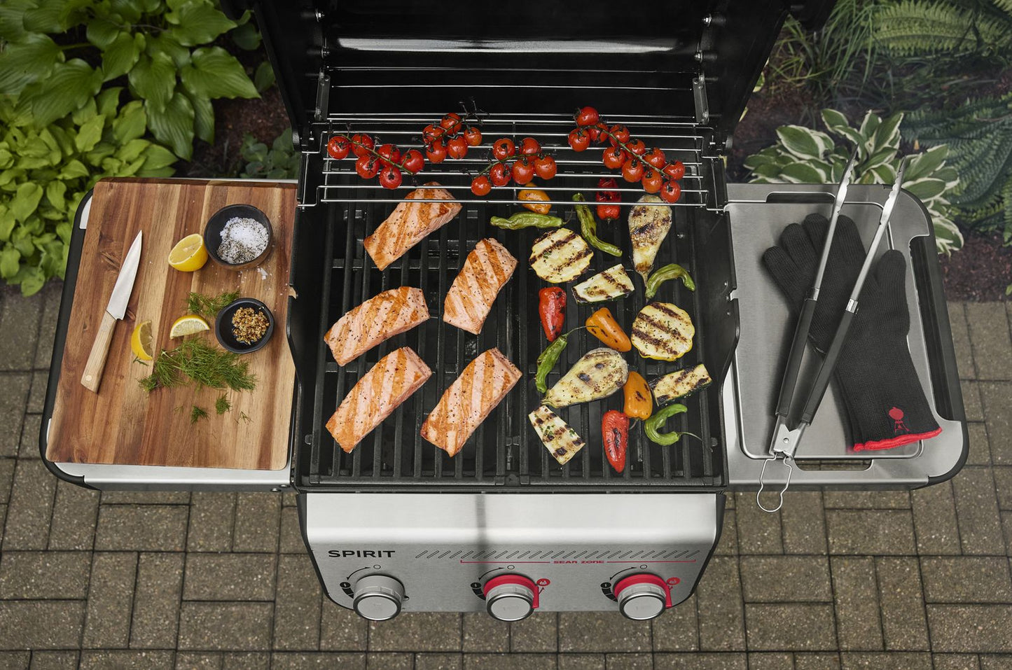 Weber® Spirit® E-325 3-Burner Gas Barbecue (LPG) ***BLACK FRIDAY SALE***