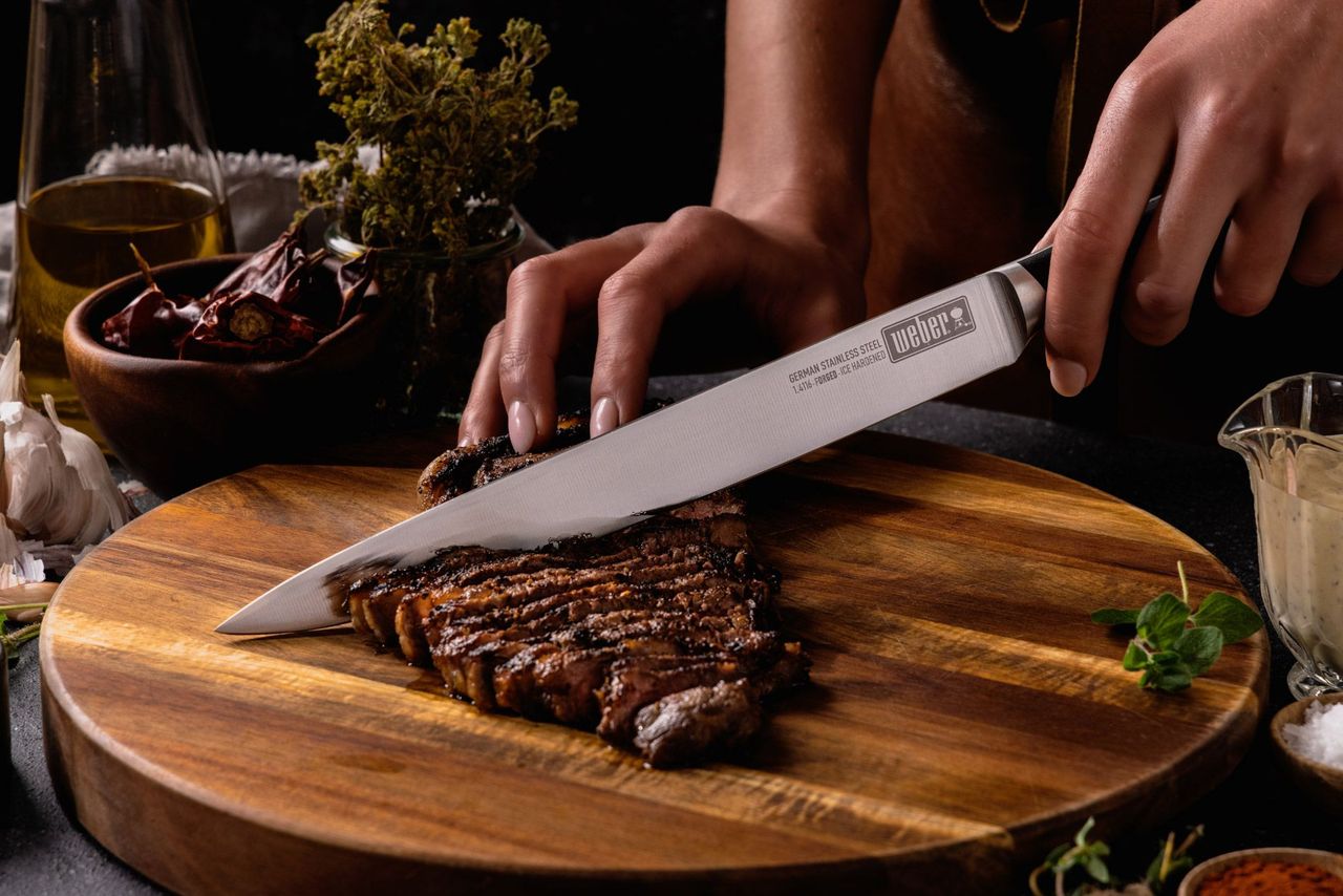 Weber Carving Knife 25cm Energy Shop Australia weber-carving-knife-25cm-energy-shop-australia